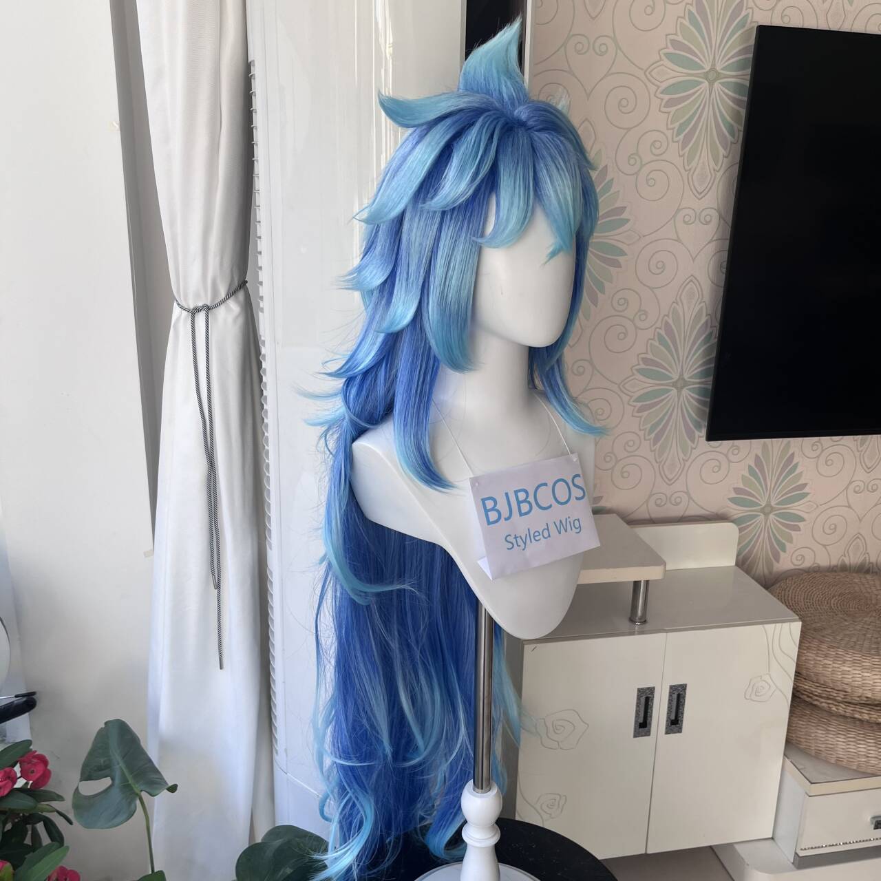 [Styled Wig]Anime Game Twisted - Anime Cosplay Blue Hair avaliação e preço